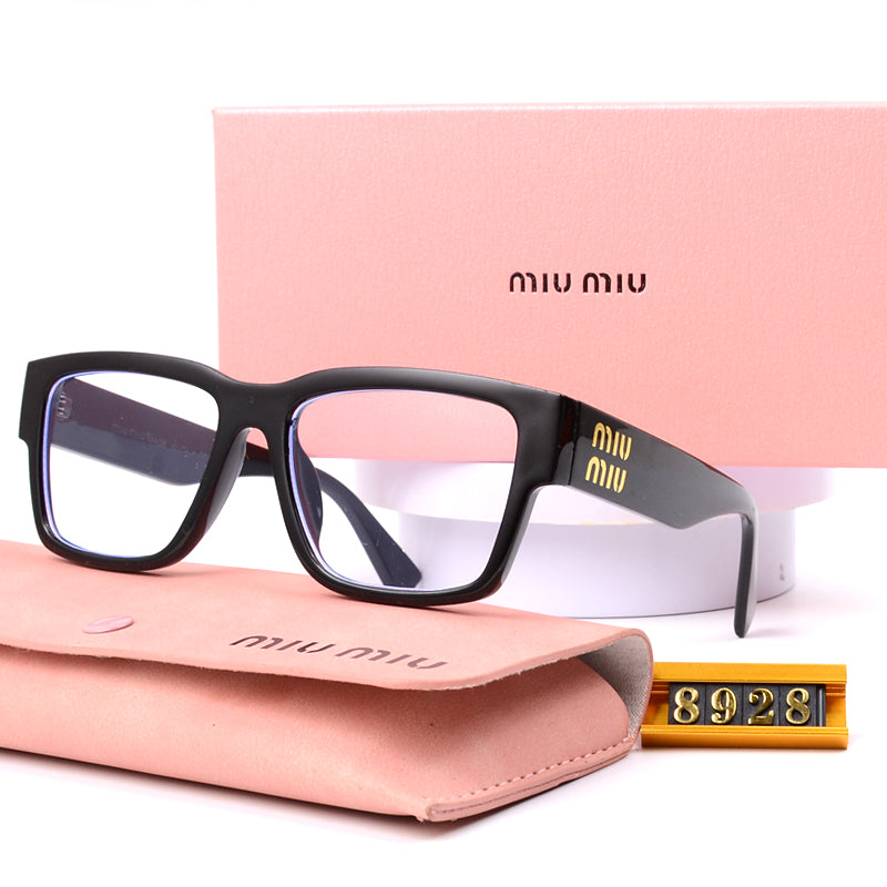 Óculos de Sol Miu Miu Retangular com Logo